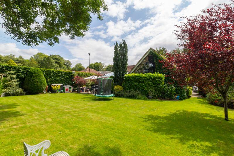 Additional image 19 of Kingswood Way, South Croydon