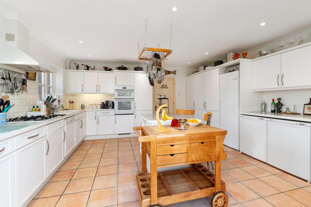 Additional image 10 of Chestnut Drive, Hatfield Heath, Bishop's Stortford, CM22