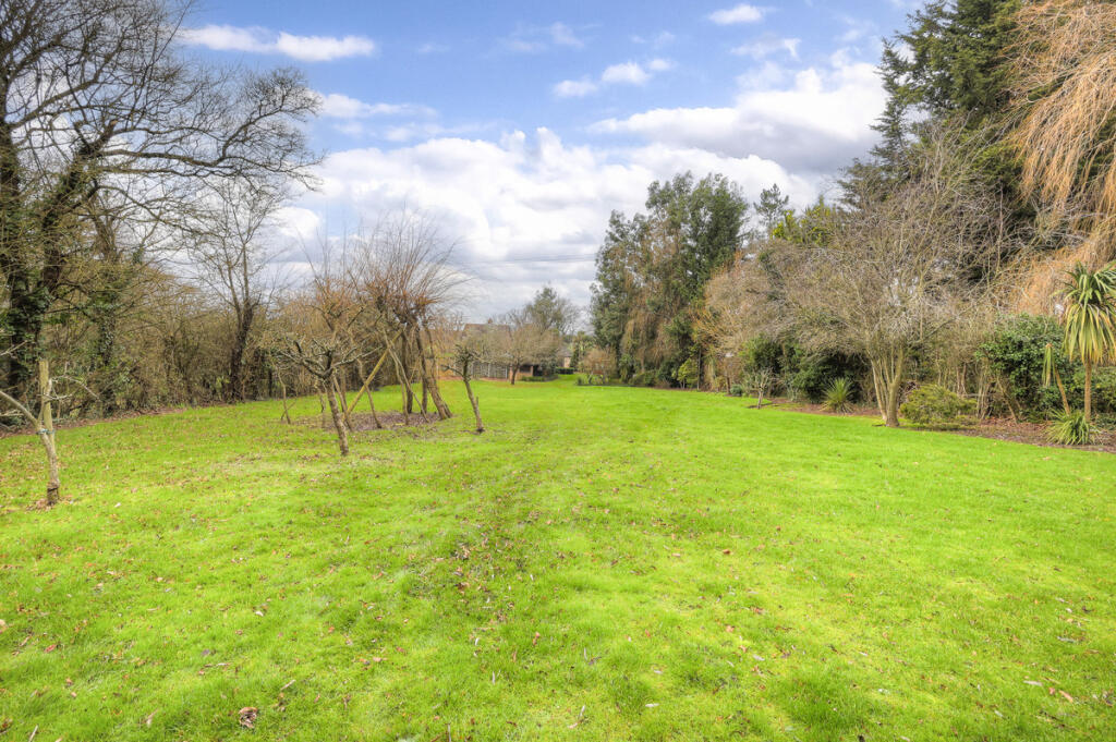 Additional image 32 of Rectory Road, Billericay, CM12