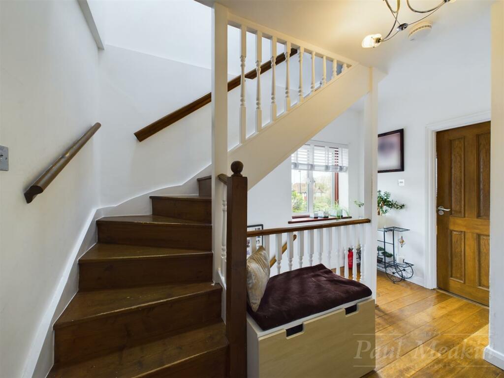 Additional image 11 of Queenhill Road, South Croydon