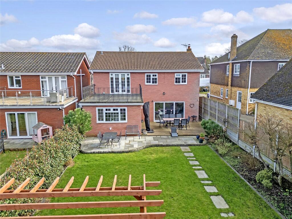 Additional image 26 of Chartfield Drive, Kirby-le-Soken, Frinton-on-Sea, Essex, CO13