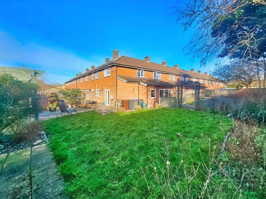 Additional image 2 of Great Plumtree, Harlow