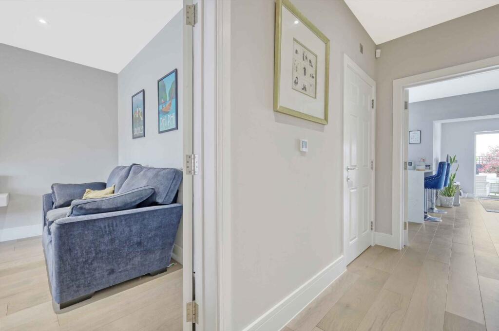 Additional image 4 of Little Ridings Lane, Ingatestone, CM4