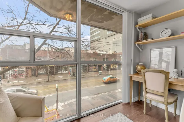 Additional image 25 of 725 King St Unit 213