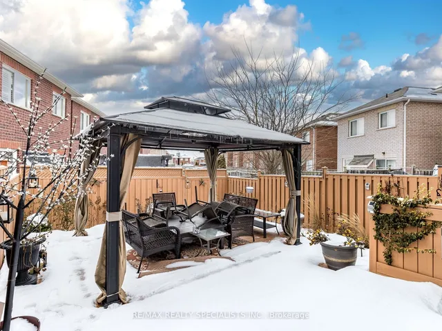 Additional image 35 of 83 Spicebush Terr