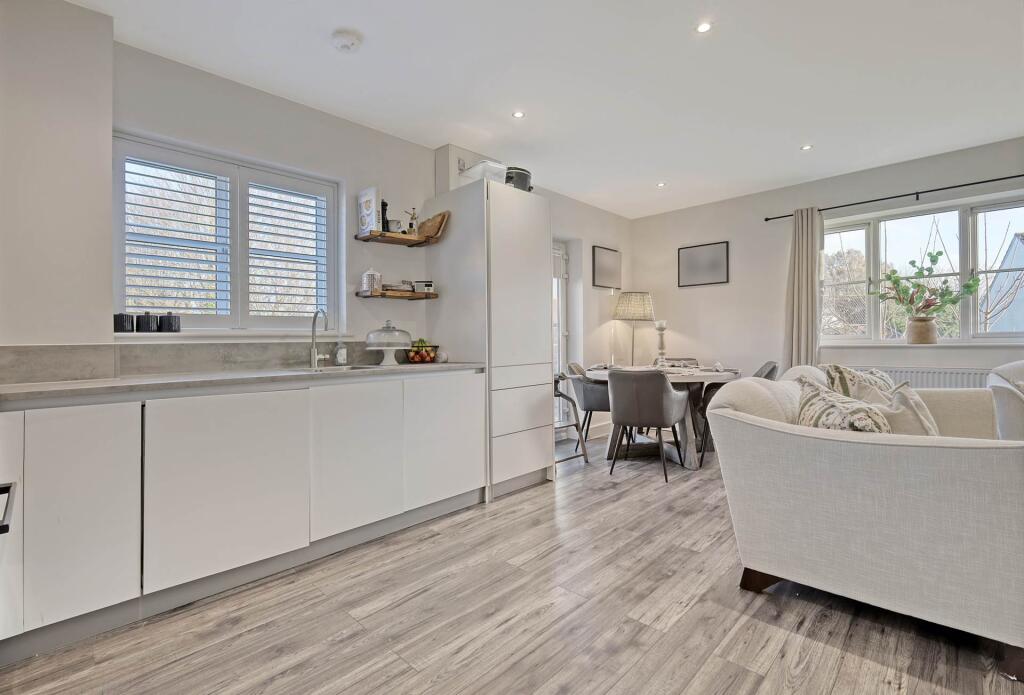 Additional image 20 of Ongar Road, Kelvedon Hatch