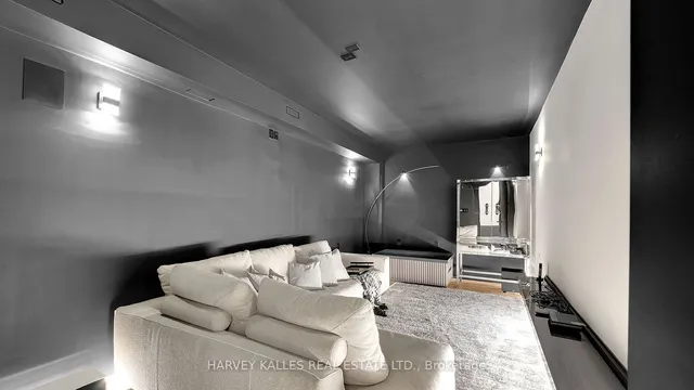 Additional image 36 of 4 Douglas Cres