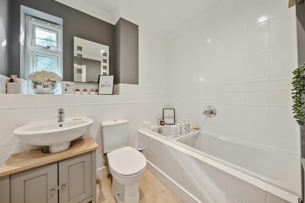 Additional image 25 of West Parkside, Warlingham, CR6