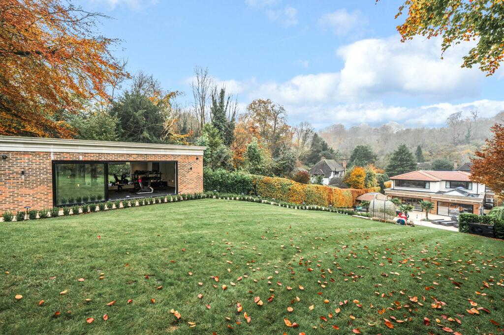 Additional image 28 of Dome Hill, Caterham, CR3