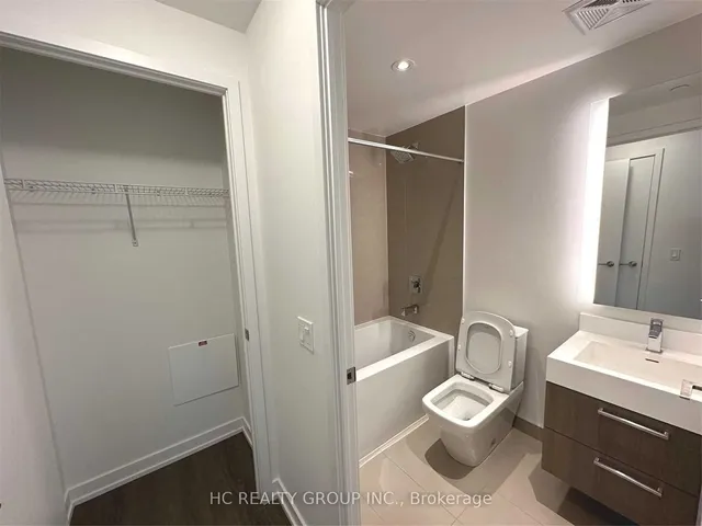 Additional image 9 of 1 Yorkville Ave Unit 4812