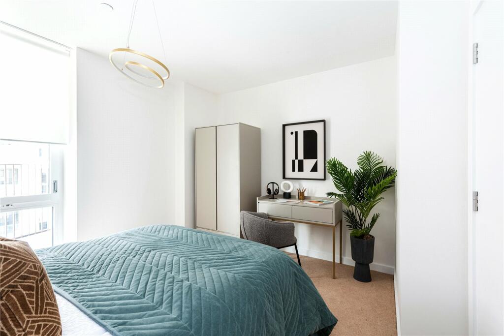 Additional image 7 of Cherry Orchard Road, Croydon, CR0