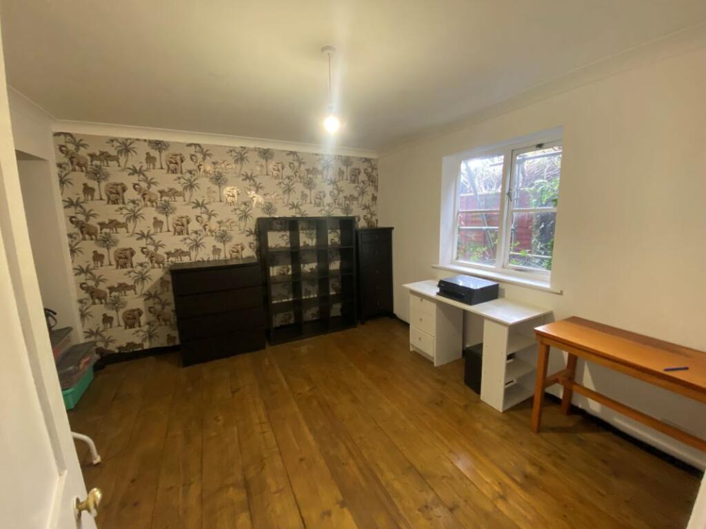 Additional image 16 of Wakes Colne Lodge, Lower Green, Wakes Colne, Colchester, Essex, CO6 2AZ
