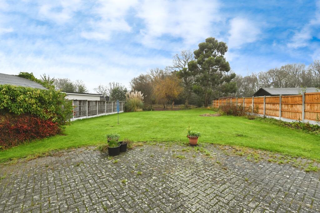 Additional image 3 of Bromfelde Road, Crays Hill, Billericay