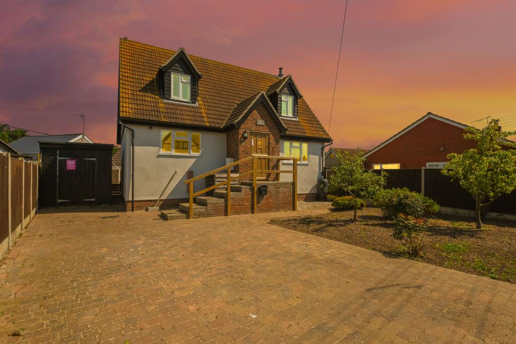 Additional image 2 of Fern Way, Jaywick, Clacton-On-Sea