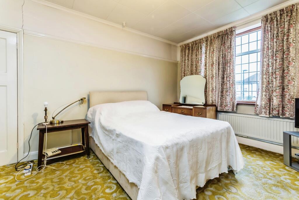 Additional image 15 of Whitethorn Gardens, Croydon, CR0