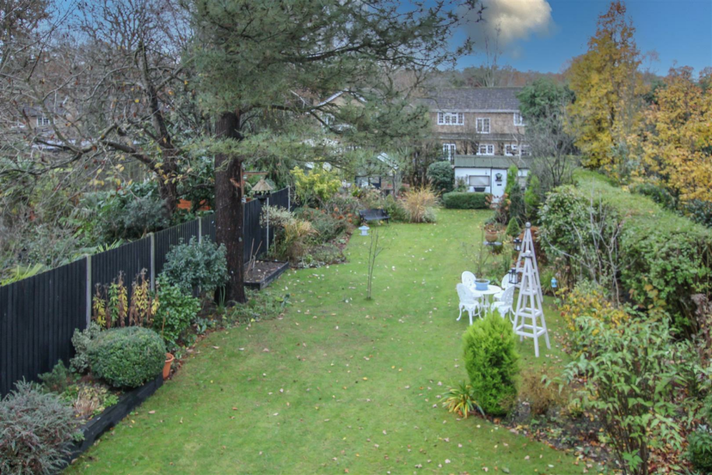 Additional image 31 of Priests Lane, Shenfield, Brentwood