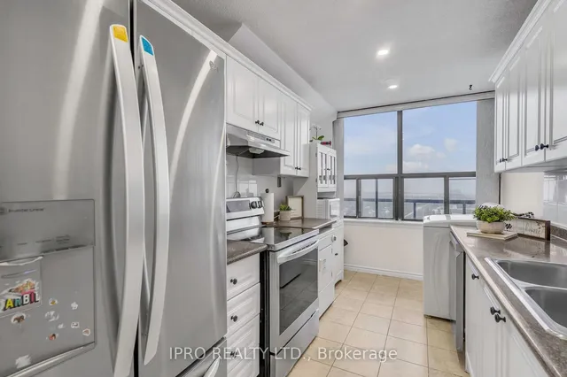 Additional image 26 of 21 Knightsbridge Rd Unit 1903