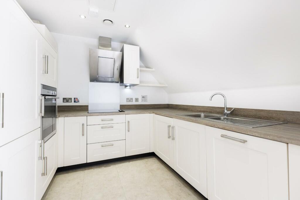 Additional image 24 of Dunmow Road, Great Easton, Dunmow