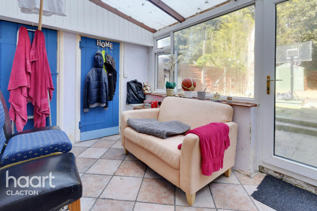 Additional image 5 of First Avenue, Walton On The Naze