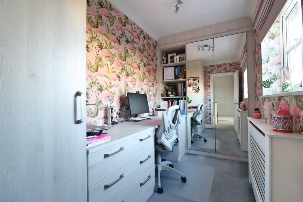 Additional image 21 of Clevedon Close, Great Notley