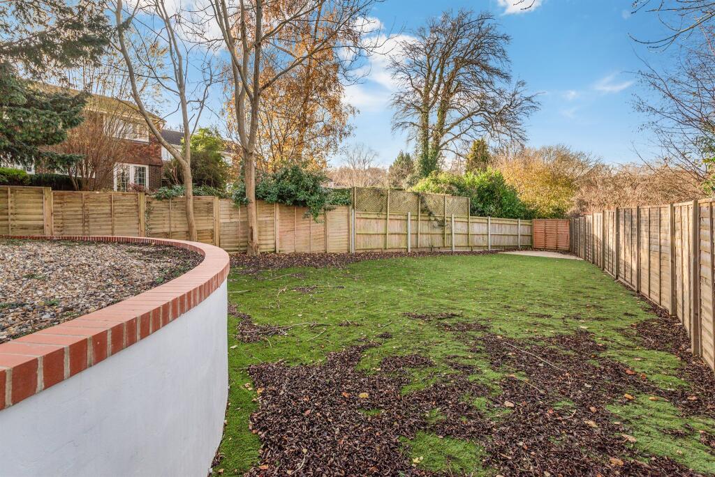 Additional image 14 of Kingswood Way, South Croydon