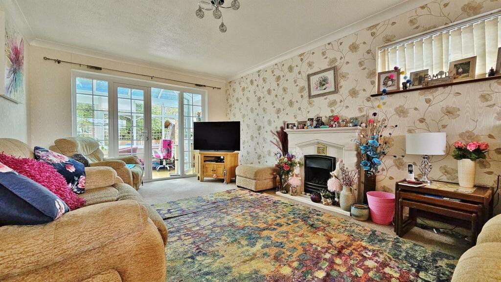 Additional image 11 of Laxton Grove, Great Holland