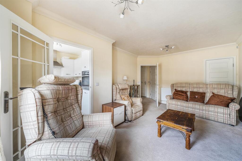 Additional image 6 of Caterham Lodge, Caterham