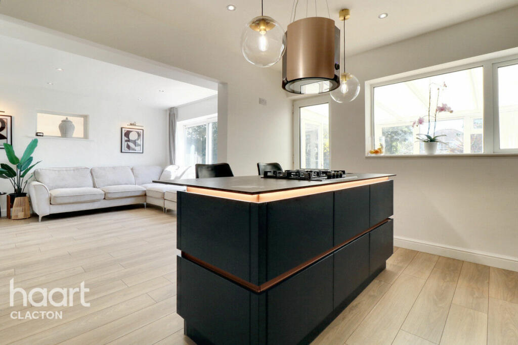 Additional image 6 of Leas Road, Clacton-On-Sea