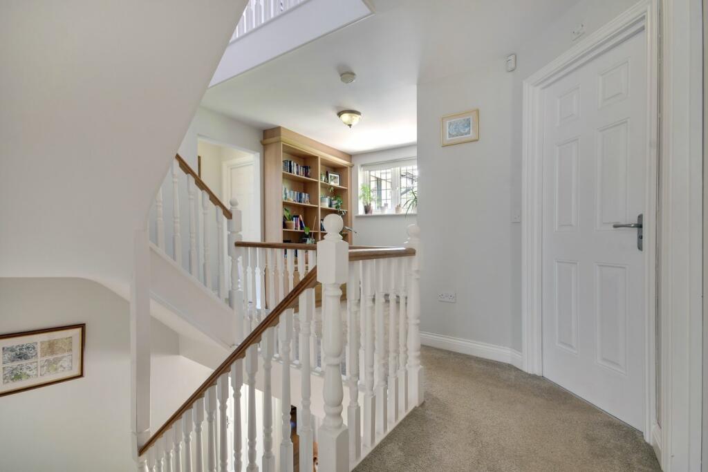 Additional image 16 of The Avenue, Brentwood, CM13