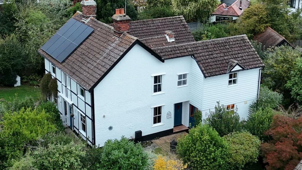 Additional image 22 of Middle Road, Ingrave, Brentwood