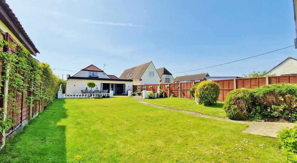 Additional image 27 of Frinton Road, Kirby Cross