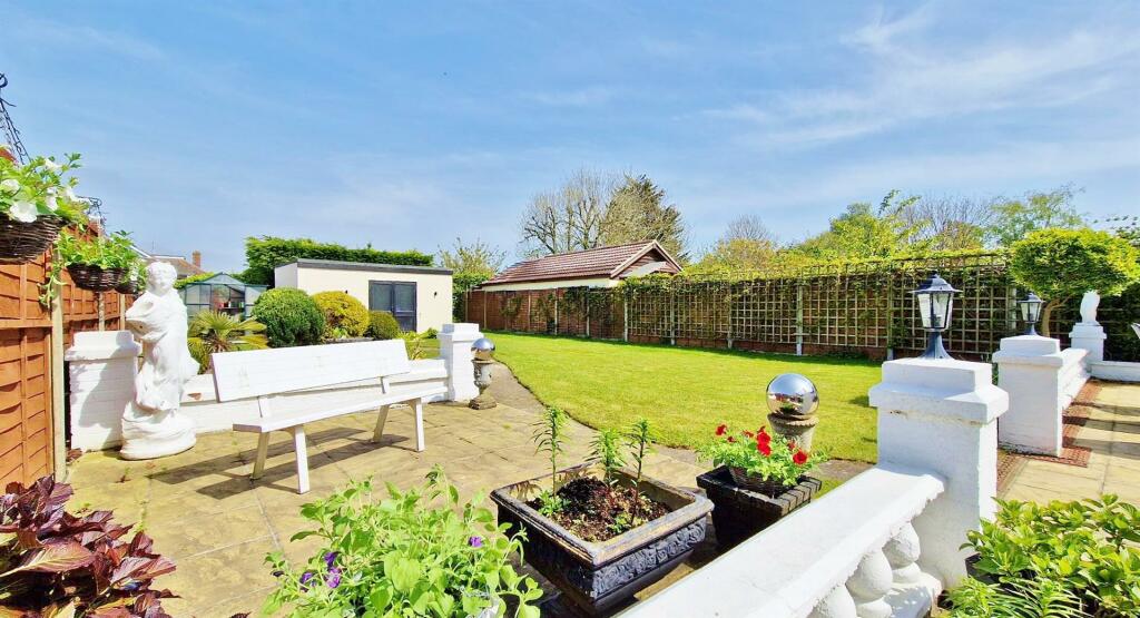 Additional image 24 of Frinton Road, Kirby Cross