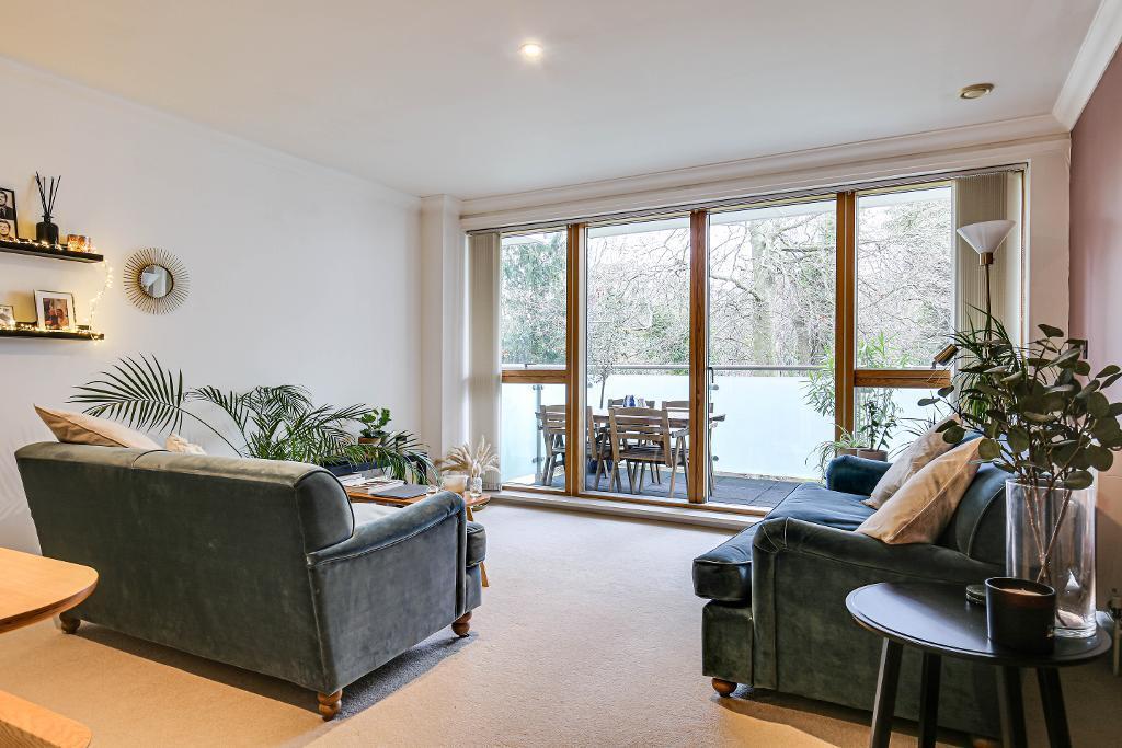 Additional image 5 of 174 Sanderstead Road, Sanderstead, Surrey, CR2 0LY