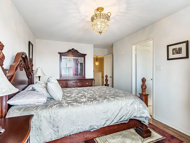 Additional image 19 of 83 Spicebush Terr