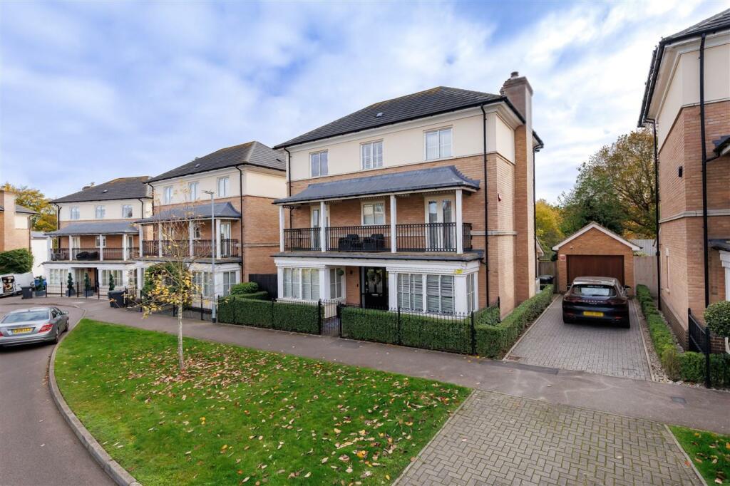 Additional image 42 of Buckingham Road, Epping