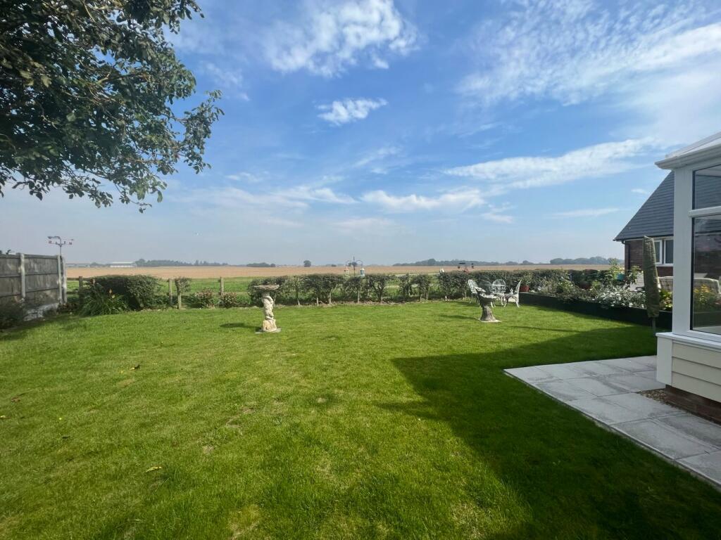 Additional image 36 of Farm Close, KIRBY CROSS, Frinton on Sea, CO13