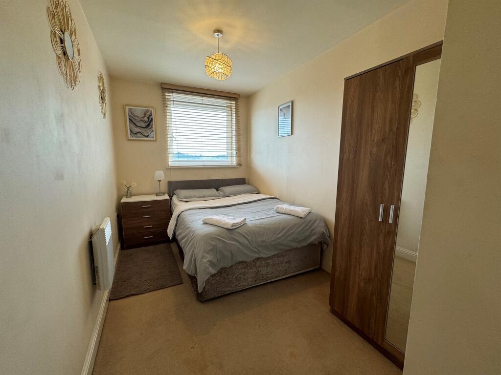 Additional image 8 of Edinburgh Gate, HARLOW