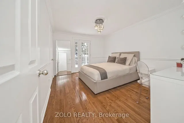 Additional image 22 of 8 Enchanted Crt