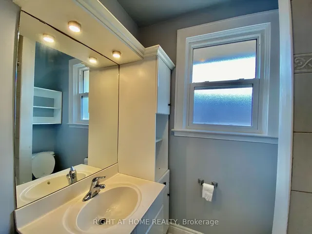 Additional image 20 of 1196 Avenue Rd