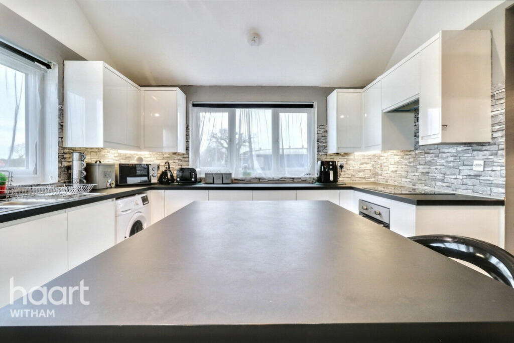 Additional image 15 of Weaversfield, Silver End