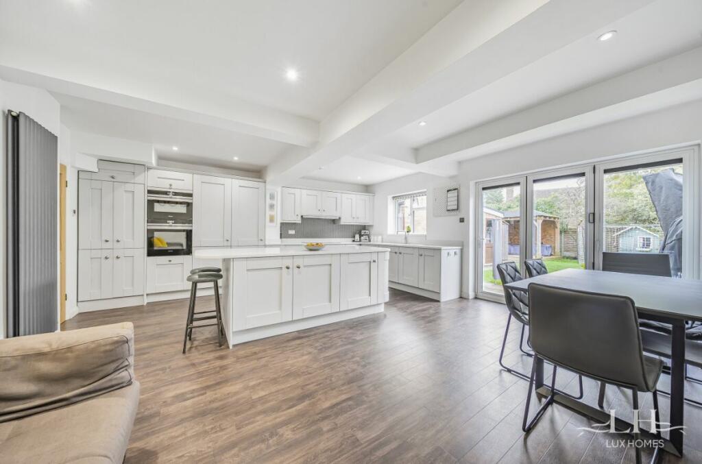 Additional image 22 of Woodland Avenue, Brentwood