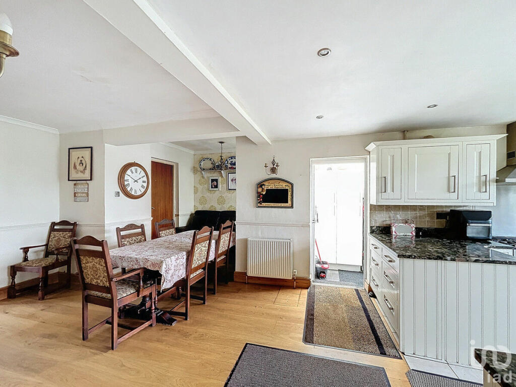 Additional image 7 of Vicarage Lane, North Weald, CM16