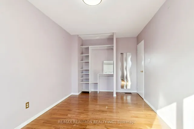 Additional image 30 of 44 Chester Le Blvd Unit 6