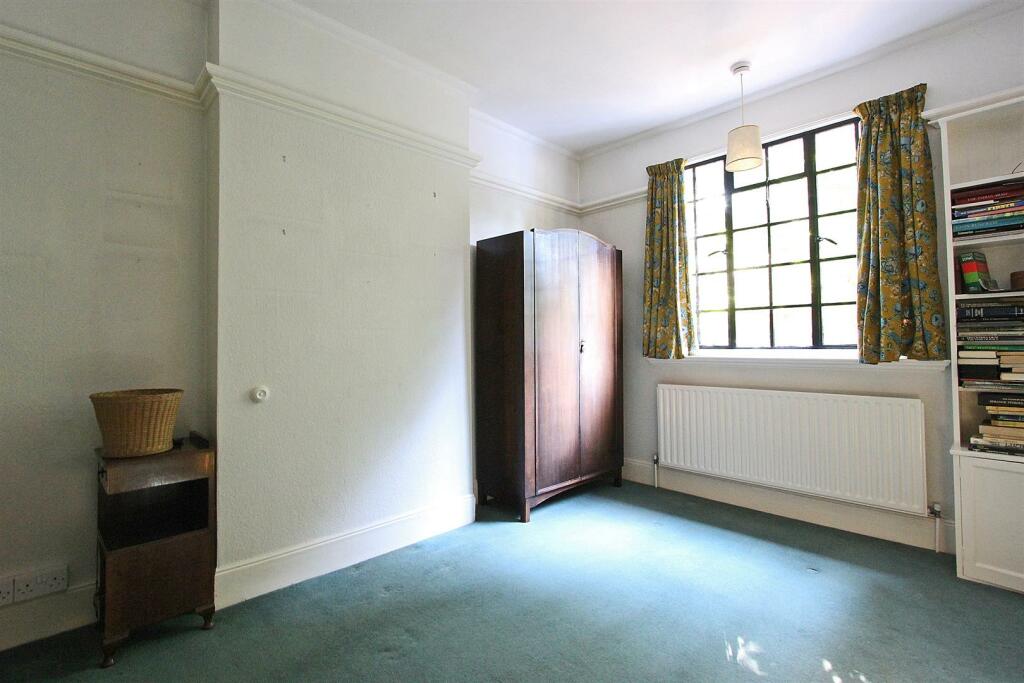 Additional image 22 of How Lane, Chipstead, Surrey