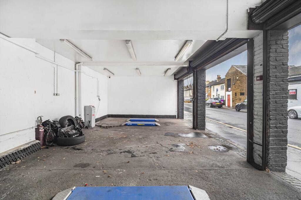 Additional image 11 of 108 Selsdon Road, South Croydon, CR2 6PG