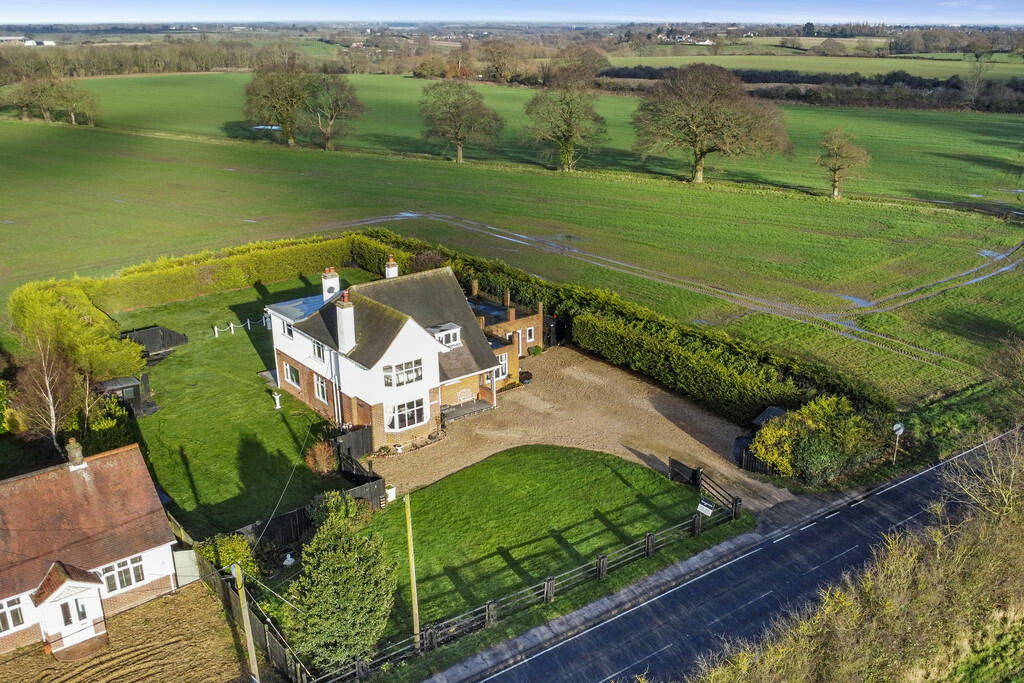 Additional image 39 of Harwich Road, Great Oakley