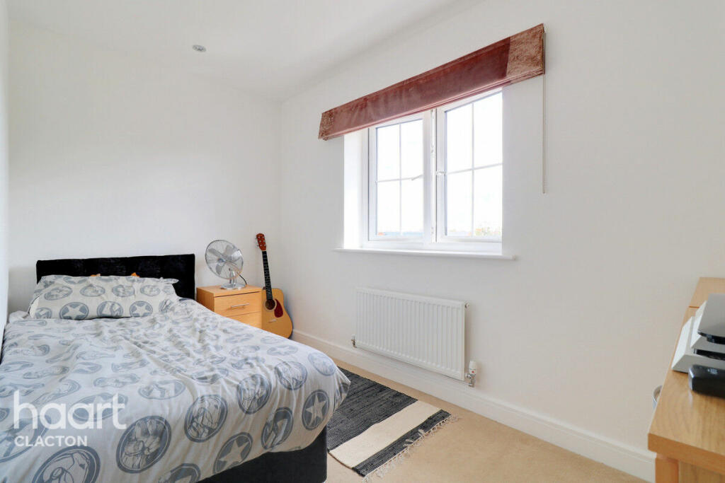 Additional image 18 of Skippers Way, Walton On The Naze