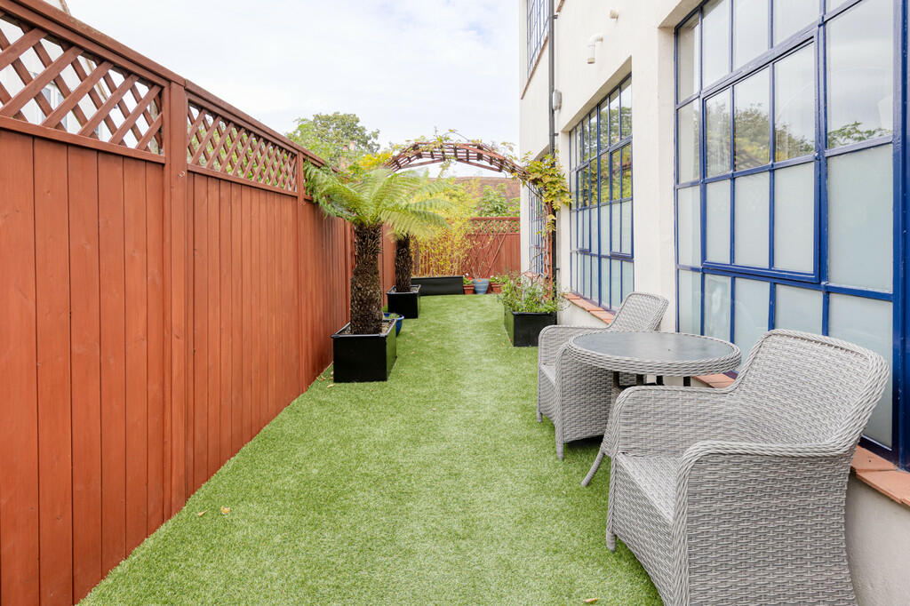 Additional image 11 of Town Centre, Technique Building