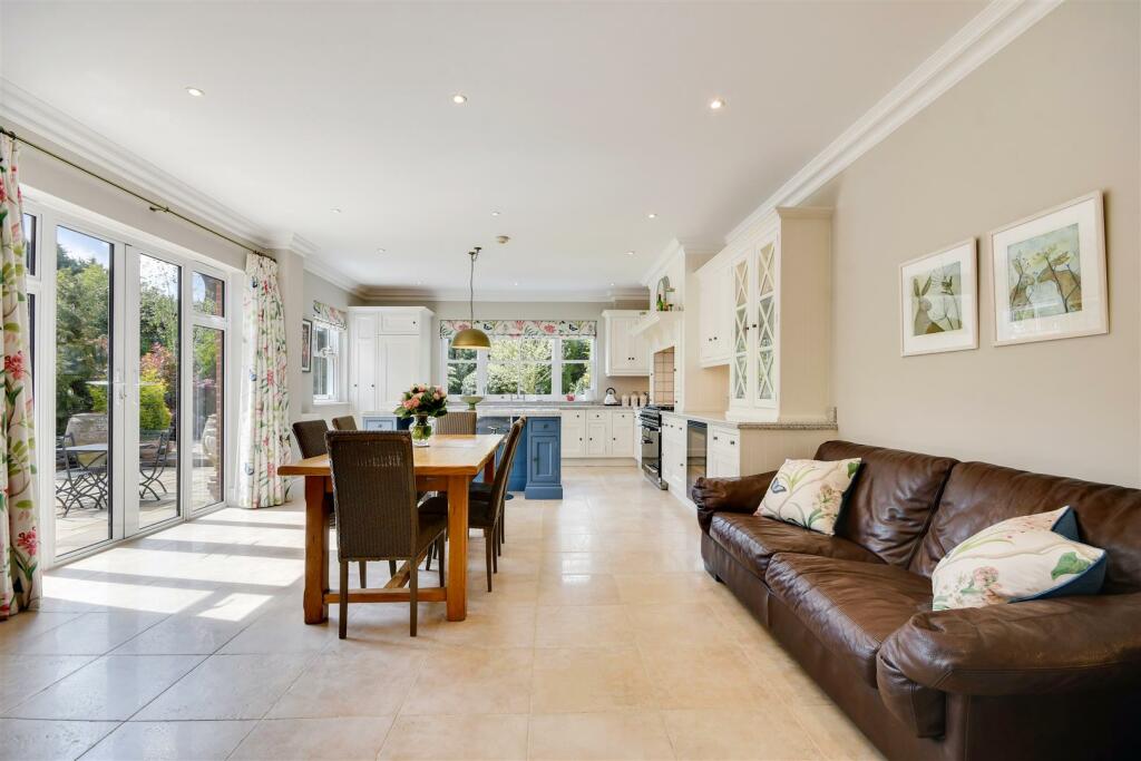 Additional image 7 of Priests Lane, Shenfield, Brentwood