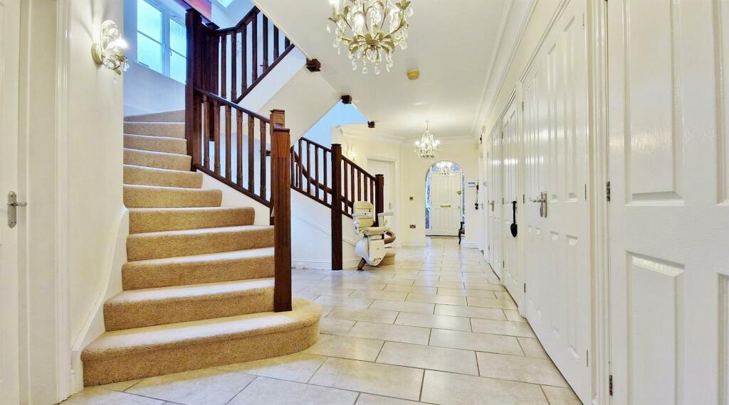 Additional image 2 of Third Avenue, Frinton-On-Sea